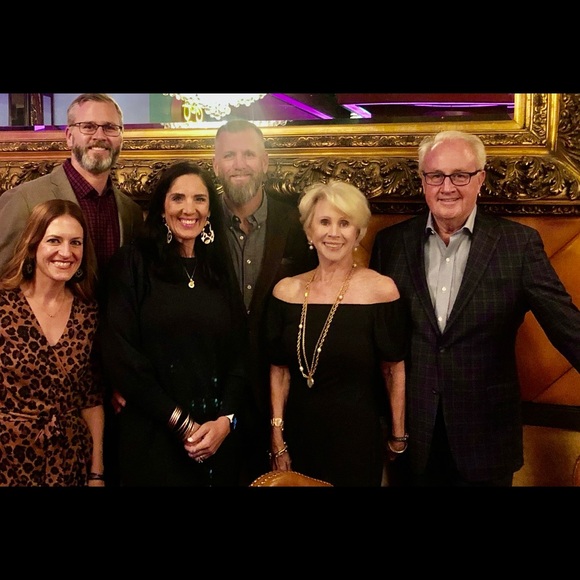 Meet your Posher, Tricia - Picture 1 of 1